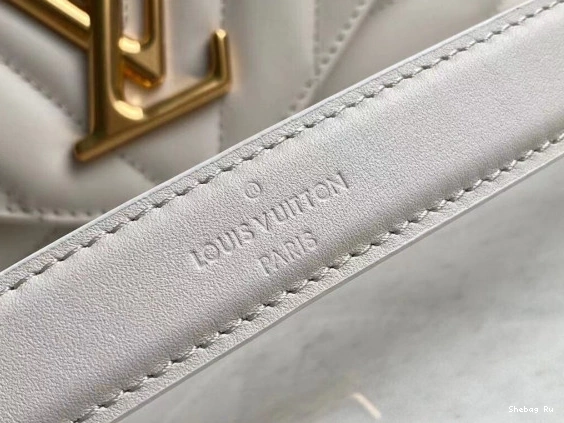 CHAIN VUITTON NEW WAVE LOUIS BAG 0730